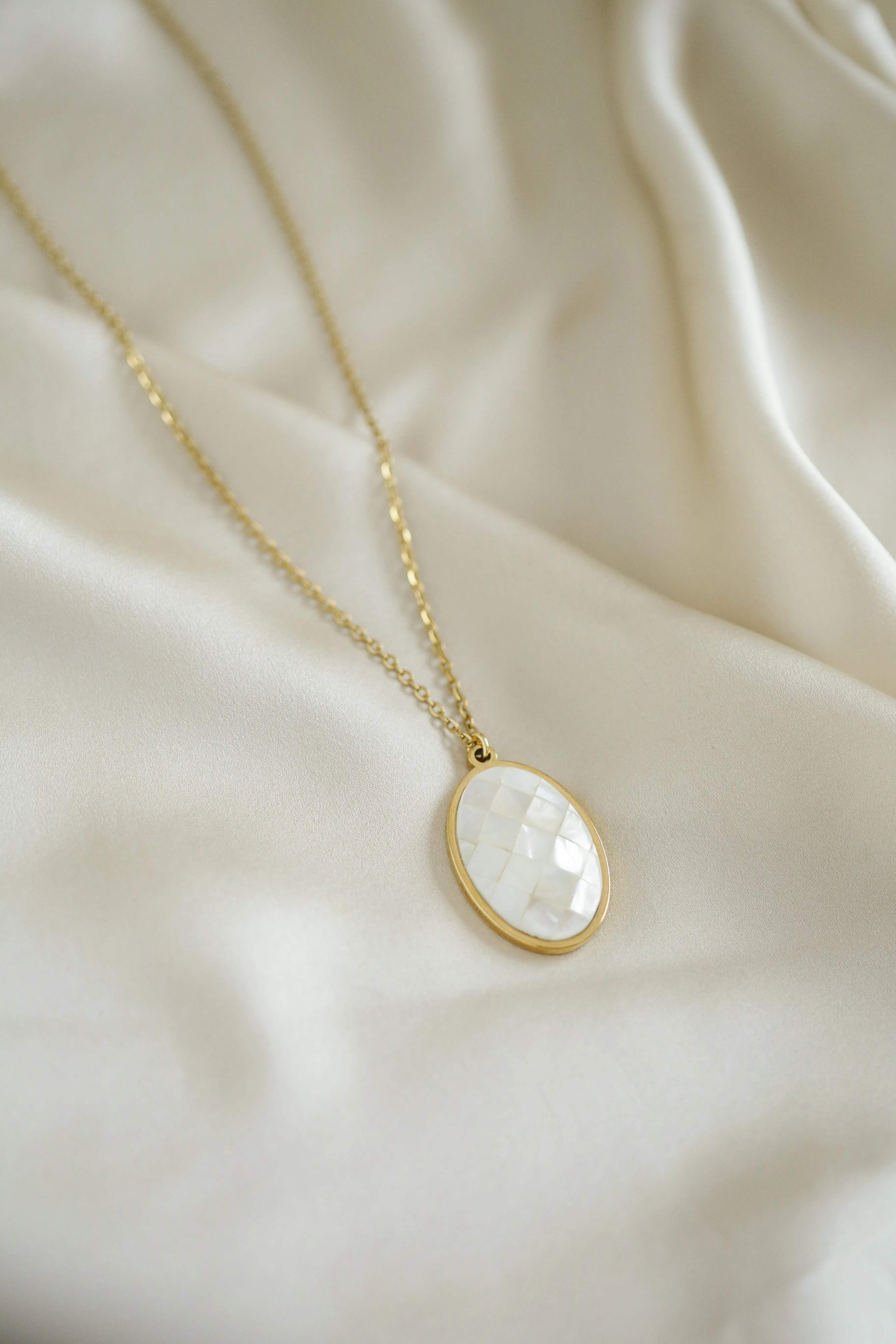 Mother of Pearl Cameo Necklace