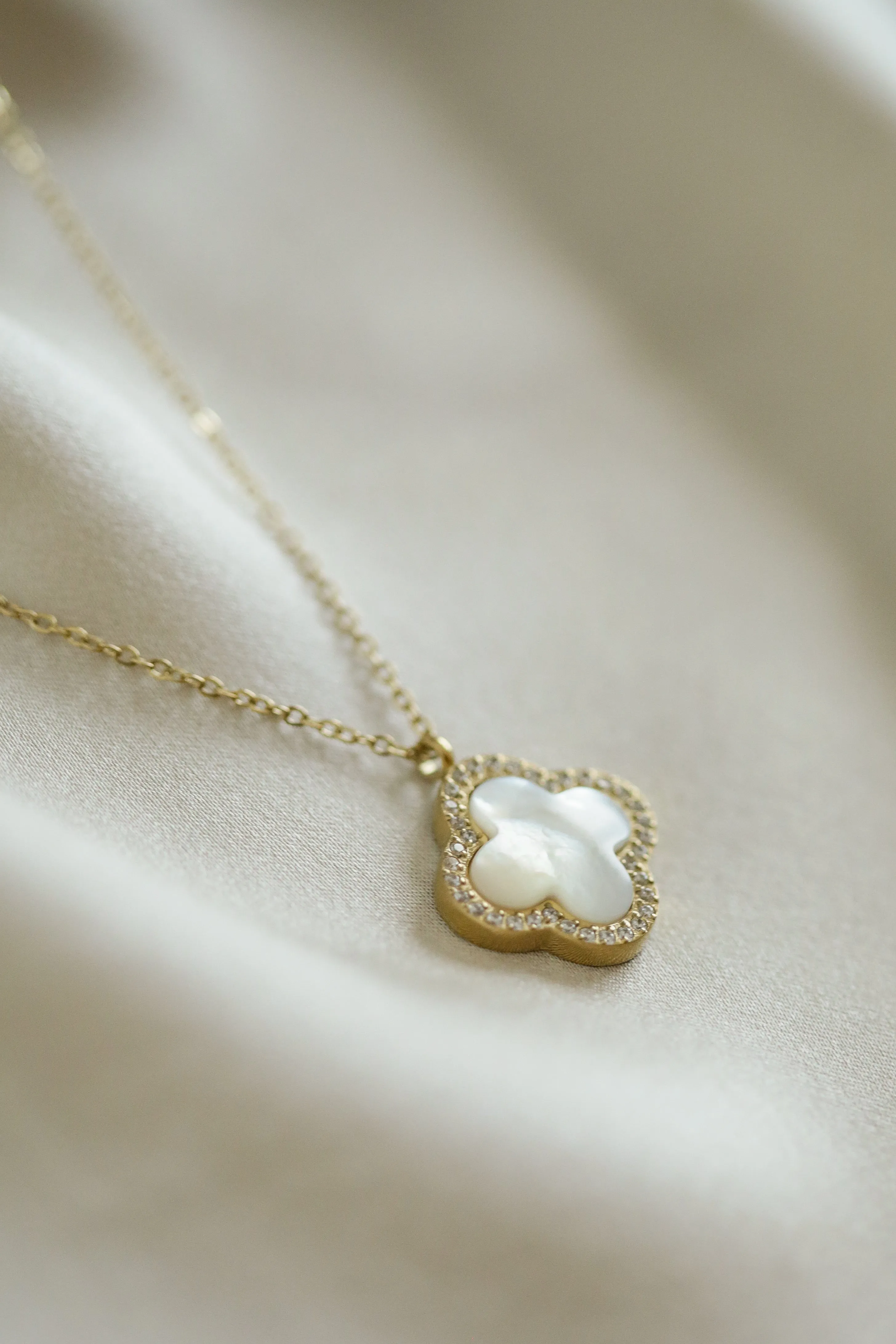 Mother of Pearl Clover Necklace