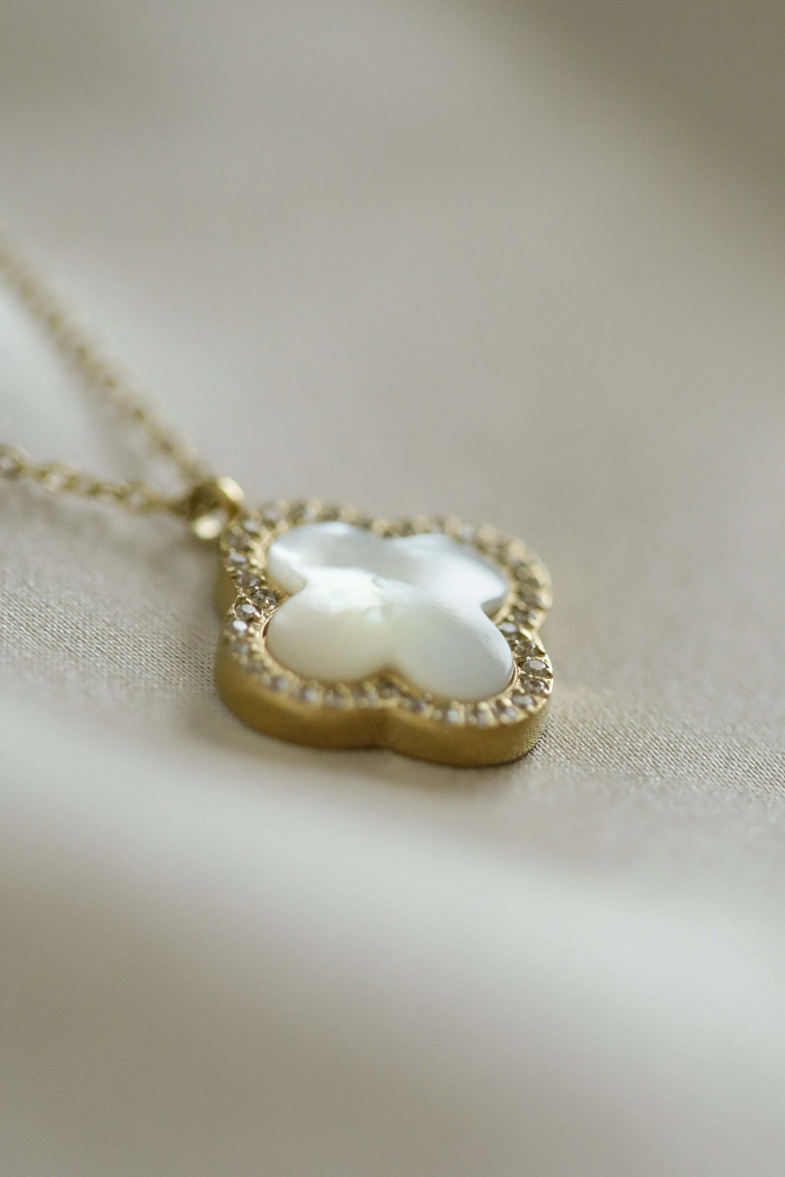 Mother of Pearl Clover Necklace