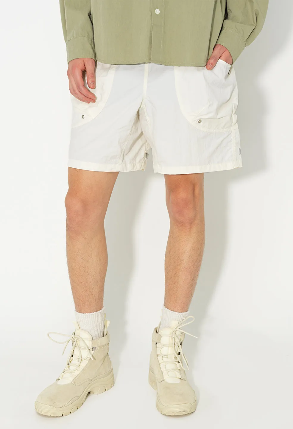 Safari Shorts / White